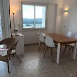 Grand F2 Vue Le Lavandou